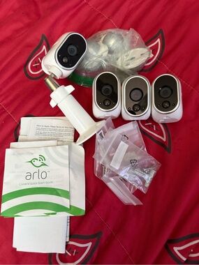 White Wireless Security Camera Bundle - 4 Pack netgear